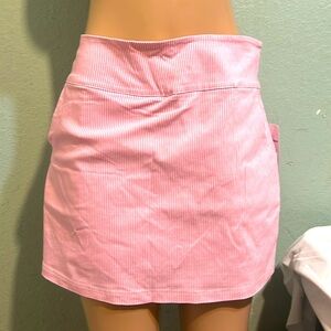 Donna Moore color ;Pink:white